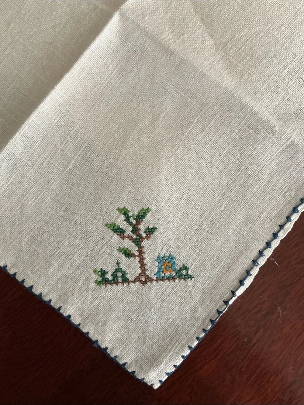 Vintage Hand-Embroidered Linen Napkins 11